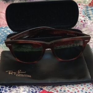 NWOT RAY-BAN Tortoise Shell WAYFARER Sunglasses